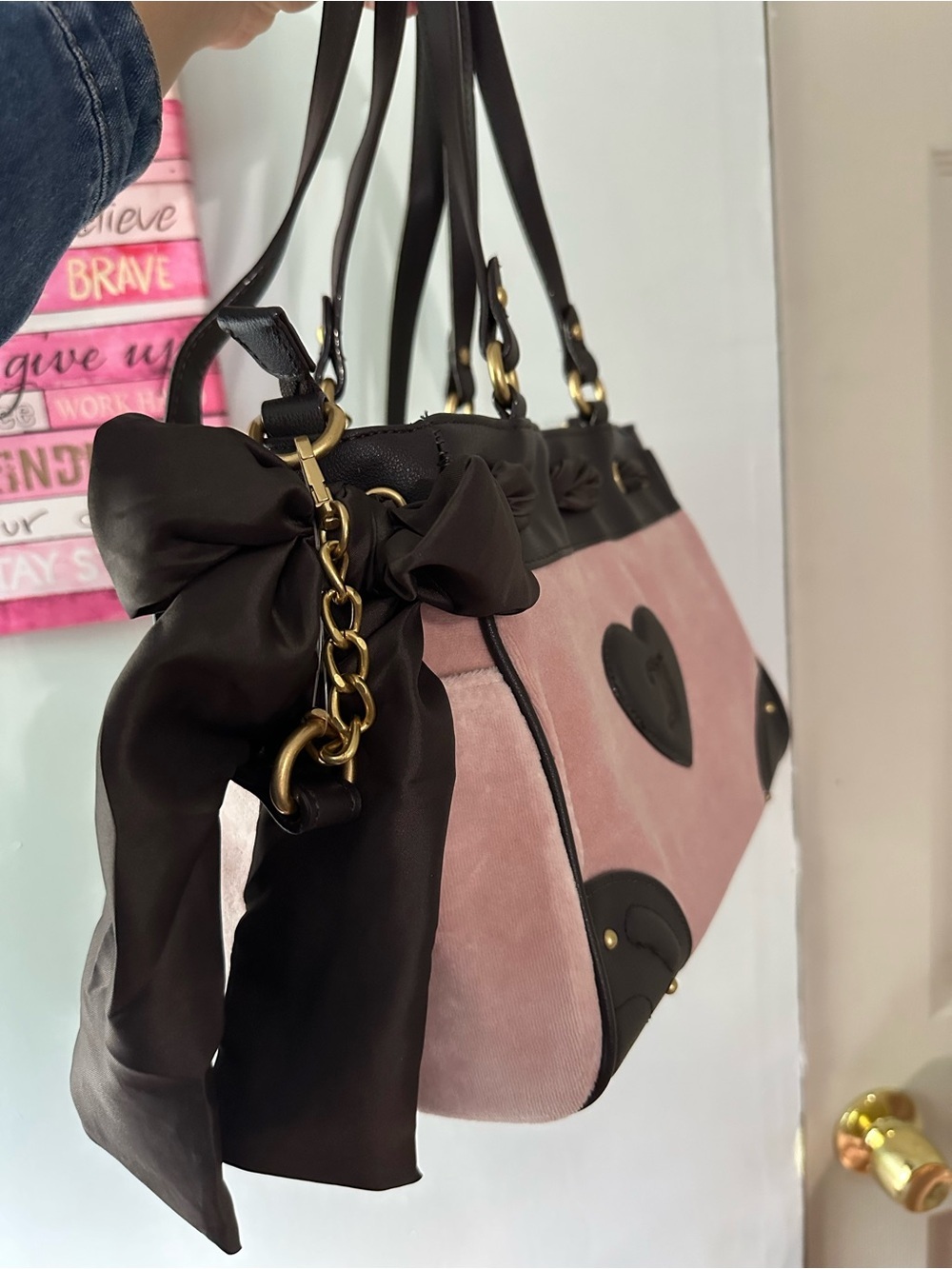 Juicy Couture Pink and Brown Logo Shoulder Bag with Heart Charm - Picture 2 of 12